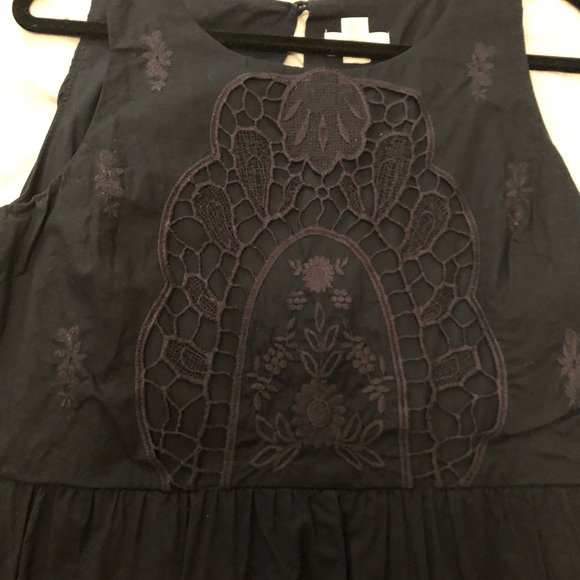 Dress - Picture 4 of 5